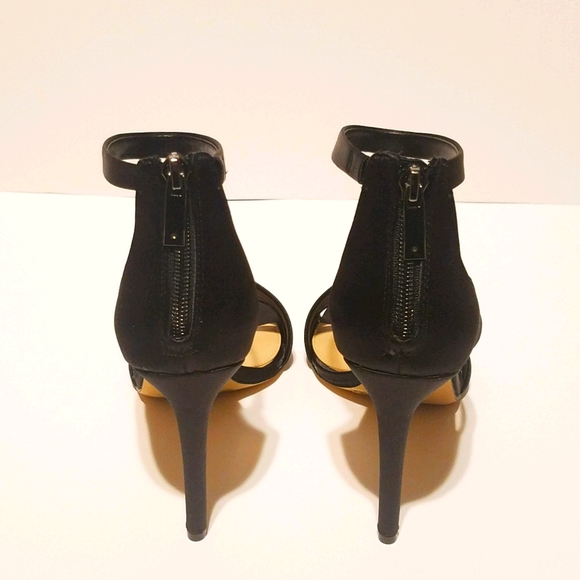 Imagine by Vince Camuto - Picture 5 of 8